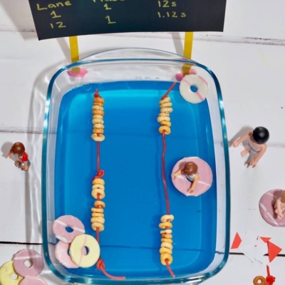 Swimming pool jelly cake