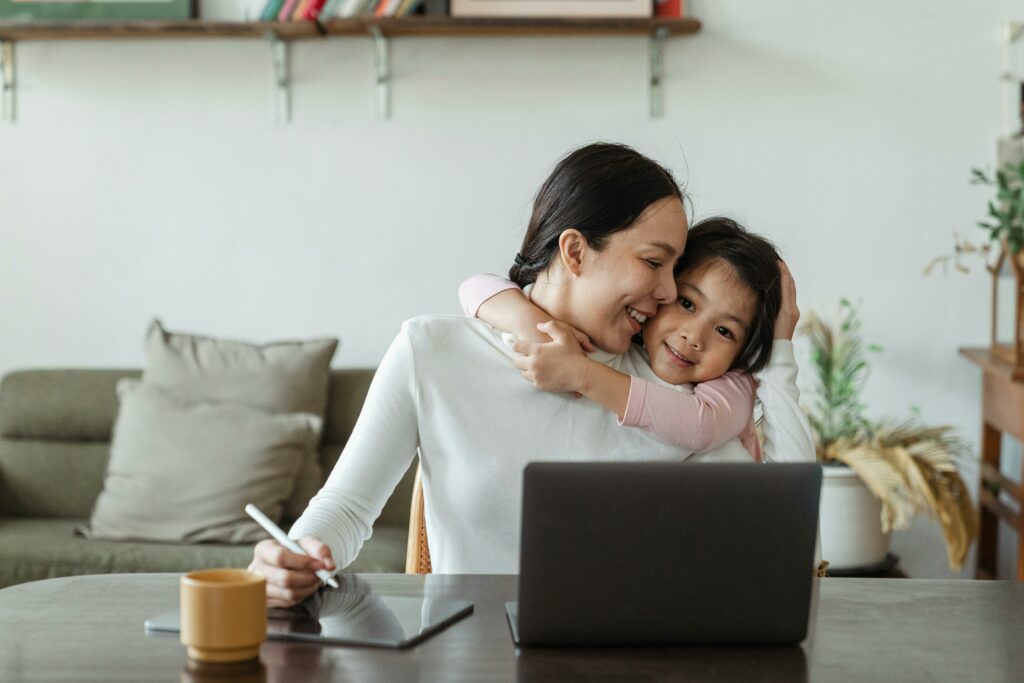 Parent-child harmonious workspace